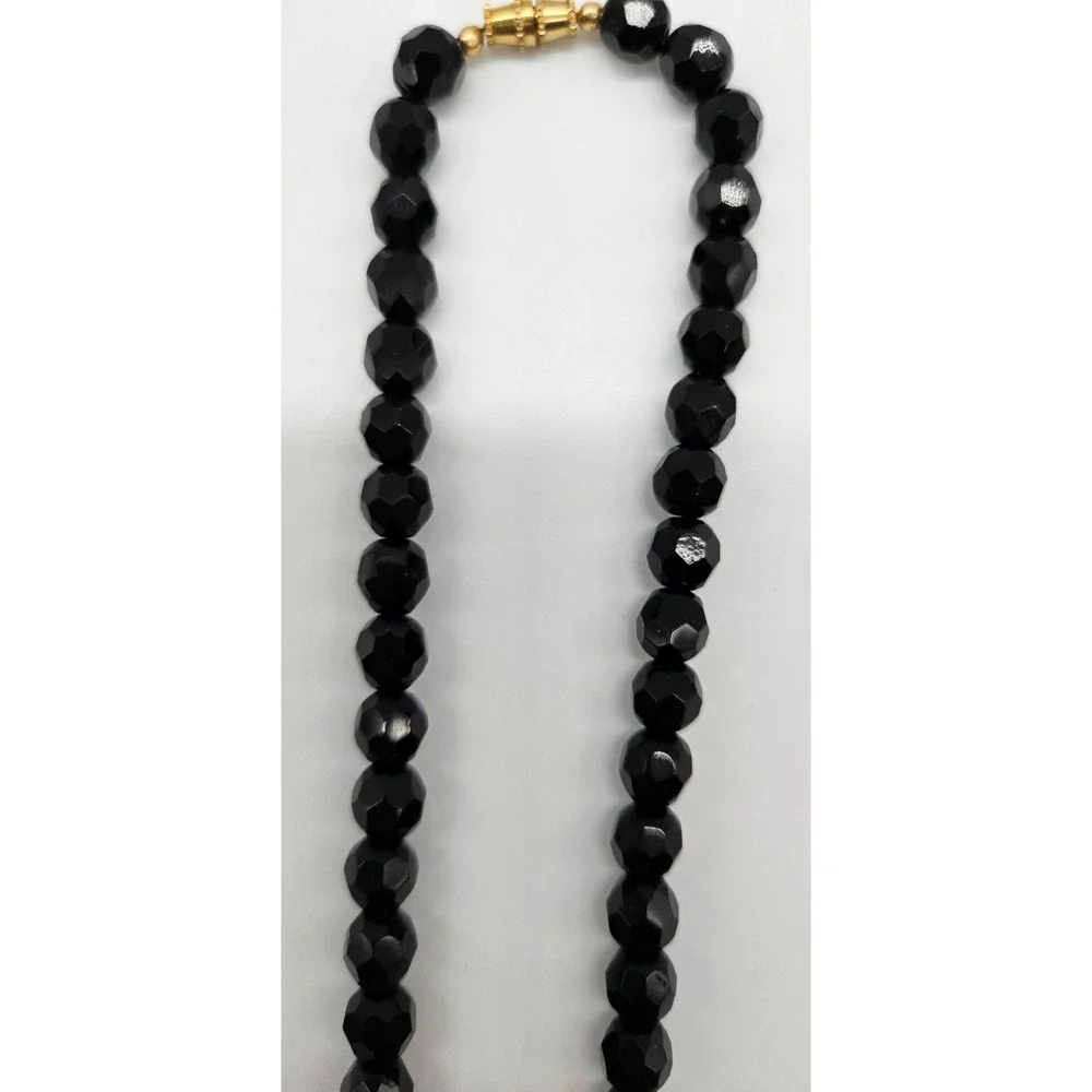 Vintage‎ JETS Faceted Black Beaded Necklace Barrel Clasp Graduated Strand
